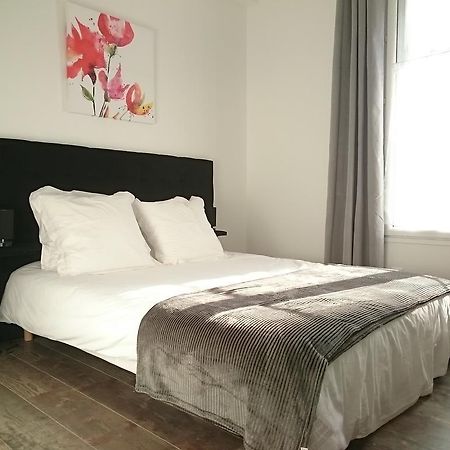 Bed and Breakfast Maison De Ville Маньи-ан-Вексен Экстерьер фото